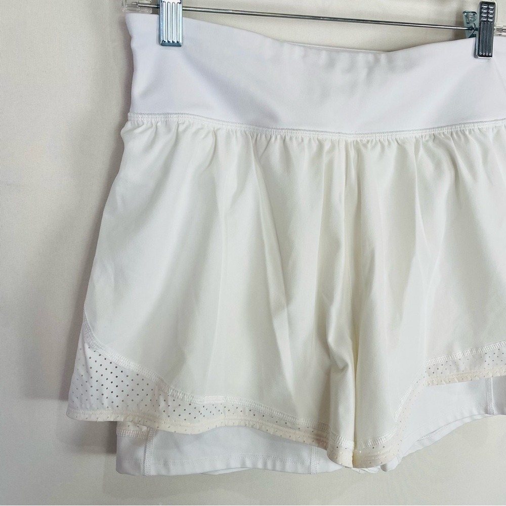 Spanx Get Moving Double Layer Shapewear White Athletic Shorts Size Large - Picture 4 of 7
